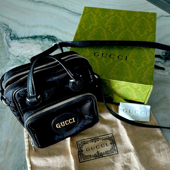 GUCCI BLACK HAND BAG - Picture 1 of 6